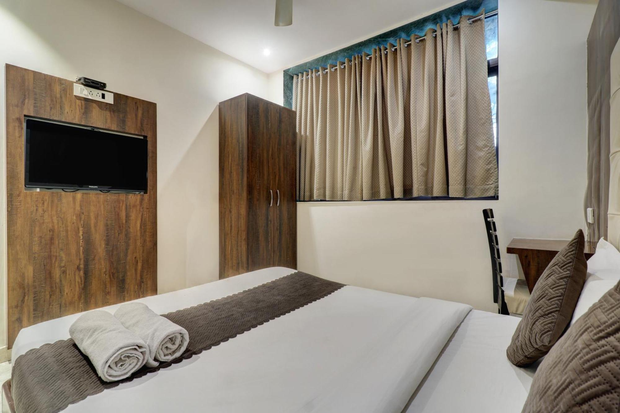 Hotel A. K. International - Fort Mumbai Rum bild